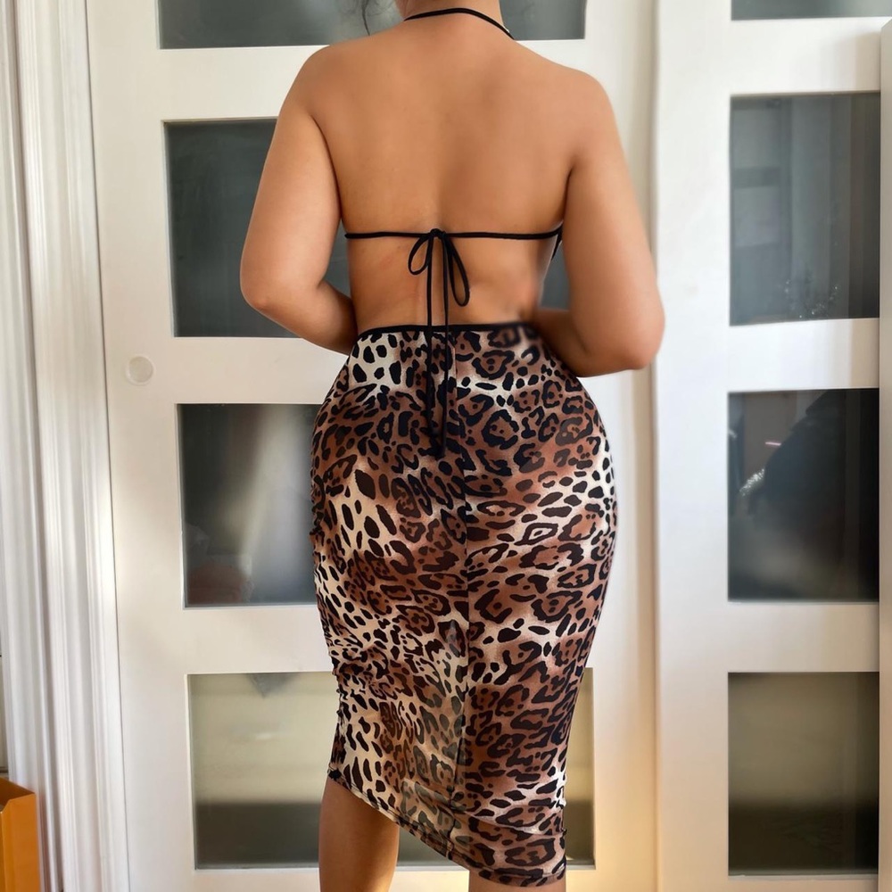 Leopard Animal print cut out maxi dress - Picture 8 of 8